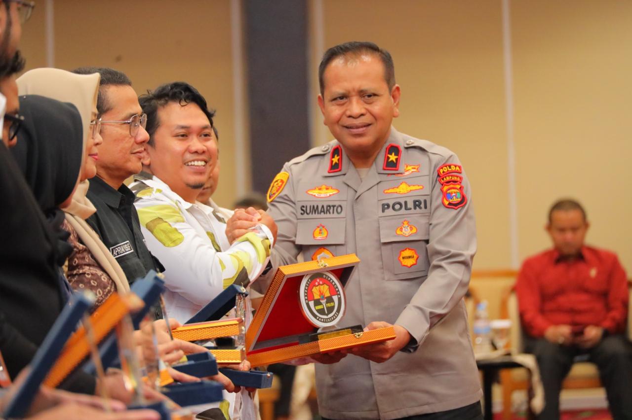 Kapolda dan Wakapolda Lampung Hadiri Rakernis Gabungan Bid Humas dan Bid TIK